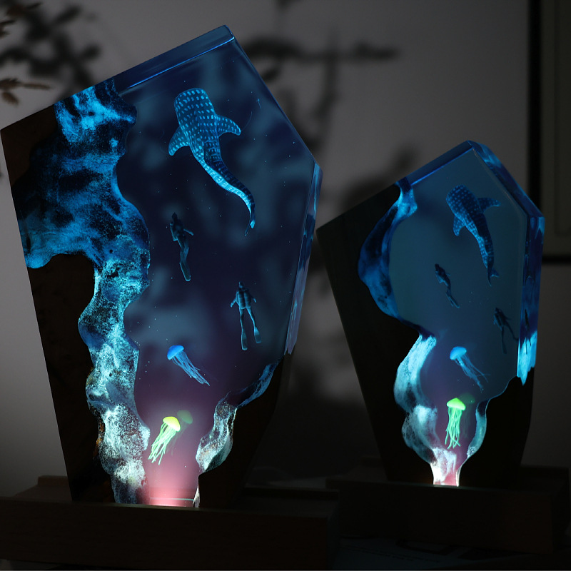 Resin Cave Whale Diver Desktop - огляд і ціна Resin Art Anniversary Gift