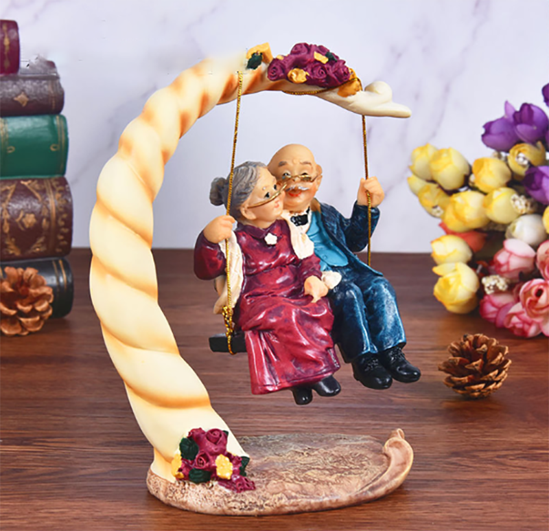 Chinese Swing Old Couples Resi - огляд і ціна Resin Art Anniversary Gift