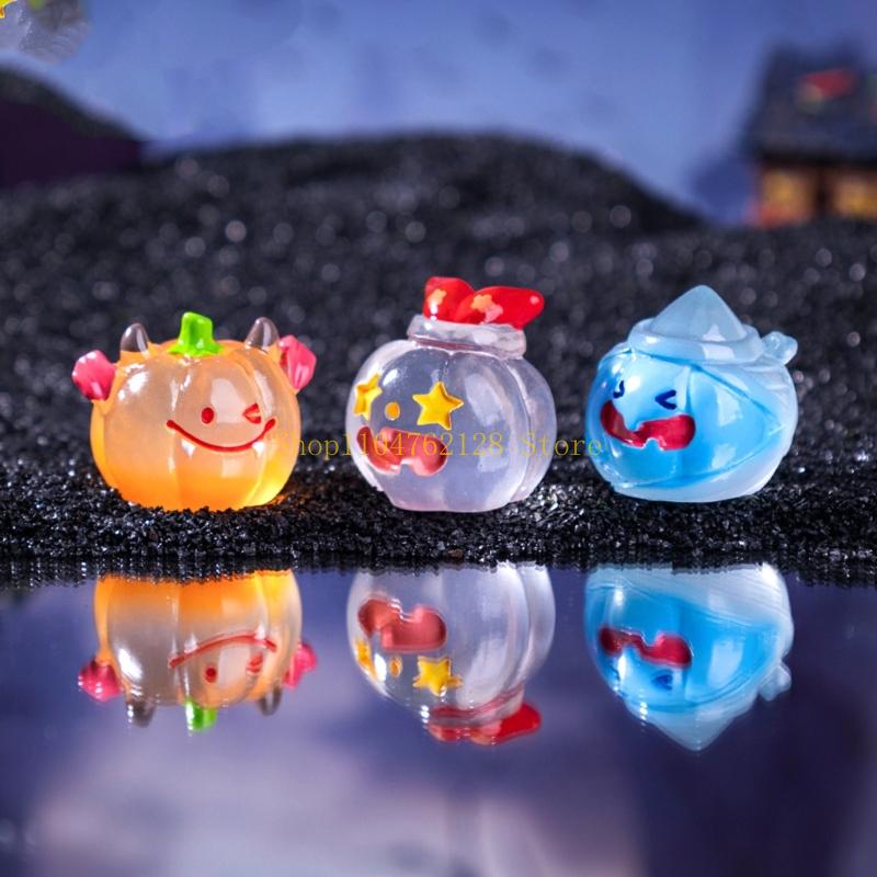 Halloweens Pumpkins Small Land - огляд і ціна Resin Art For Sale