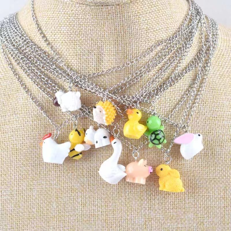 The New Animal Resin Pendant   - огляд і ціна Resin Art Necklace