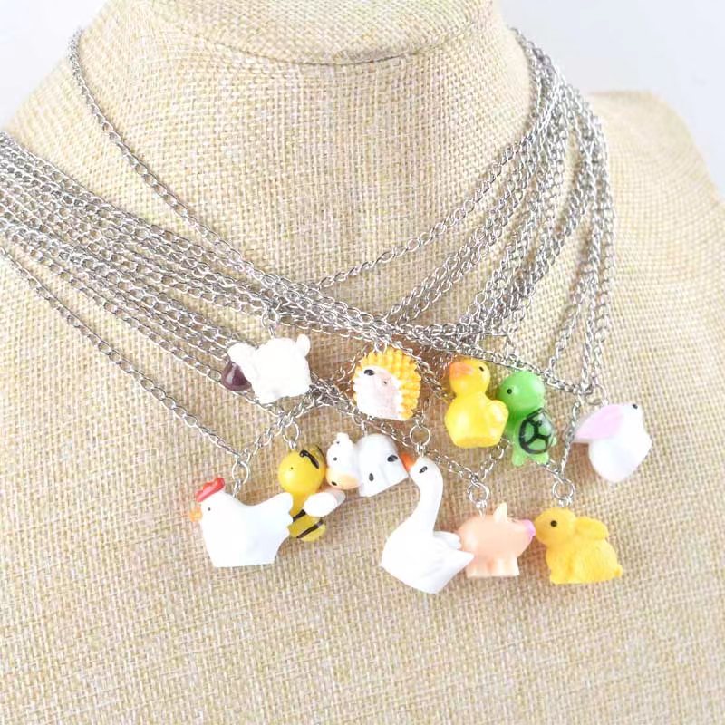 The New Animal Resin Pendant   - огляд і ціна Resin Art Necklace