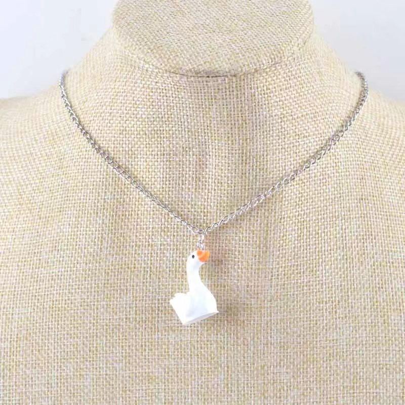 The New Animal Resin Pendant   - огляд і ціна Resin Art Necklace