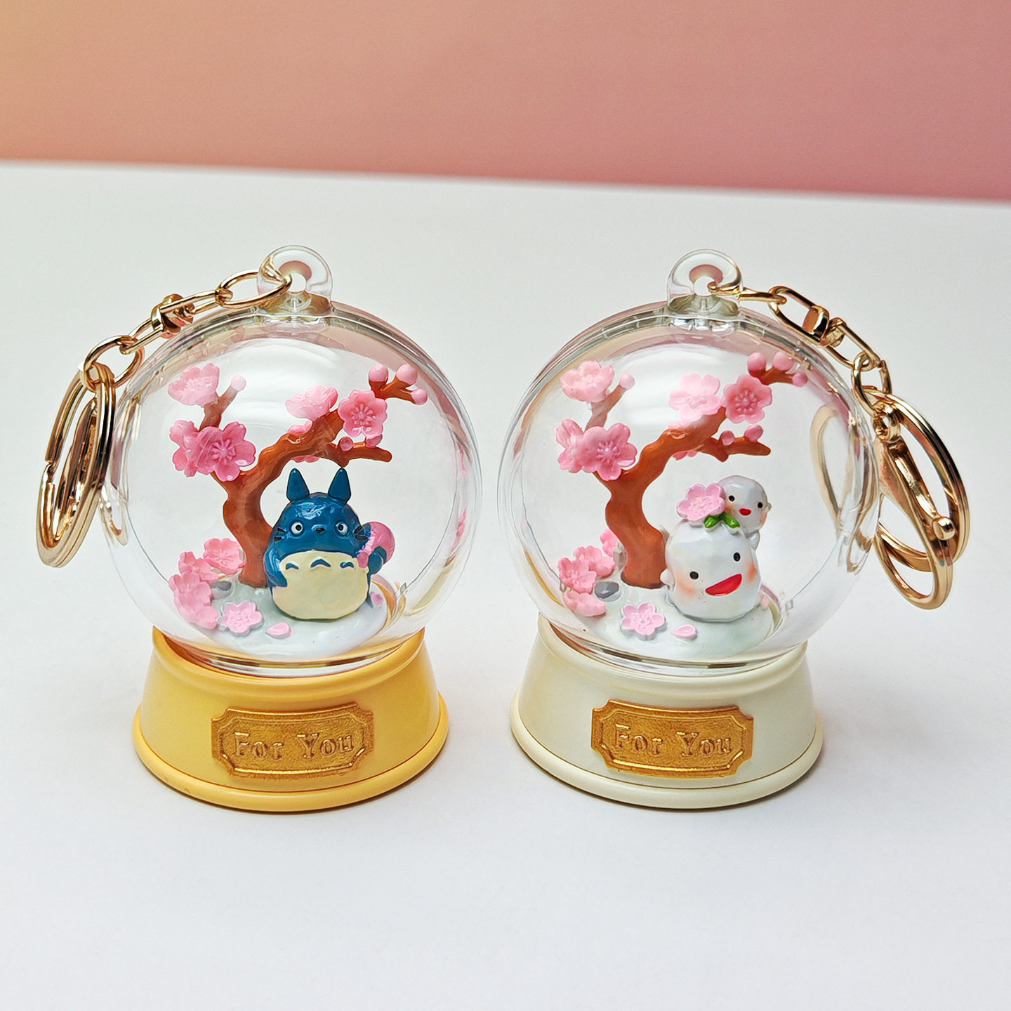 Hayao Miyazaki Keychain Cherry - огляд і ціна Resin Art Case